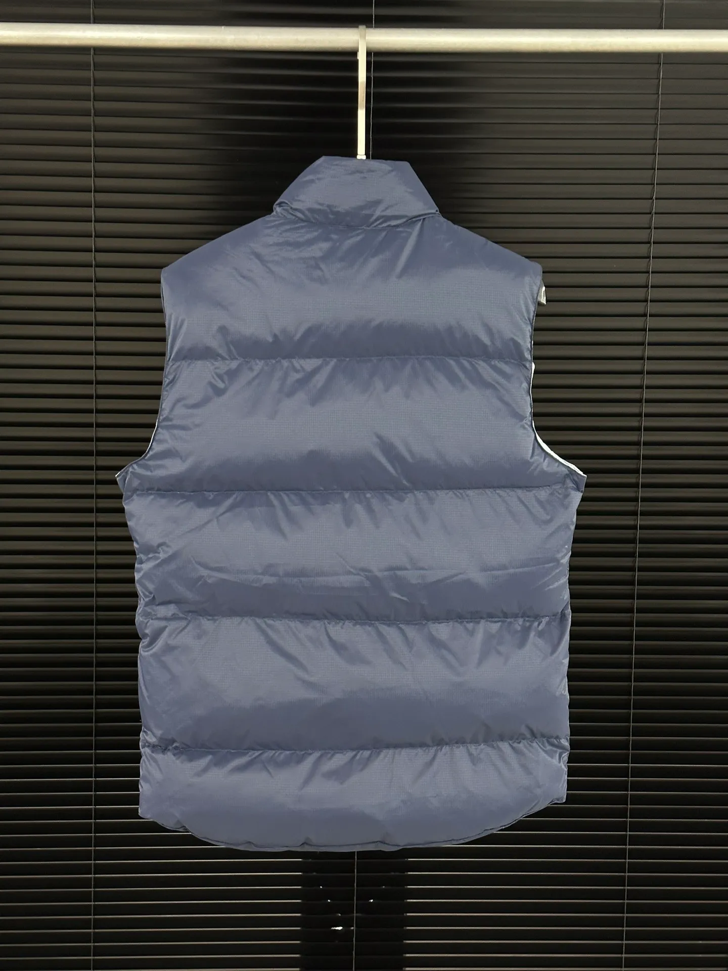 P400 【𝗖𝗮𝗻𝗮𝗱𝗮𝗴𝗼𝗼𝘀𝗲】/Canada Goose/White Label Glacier Down Vest/Reservoir Blue